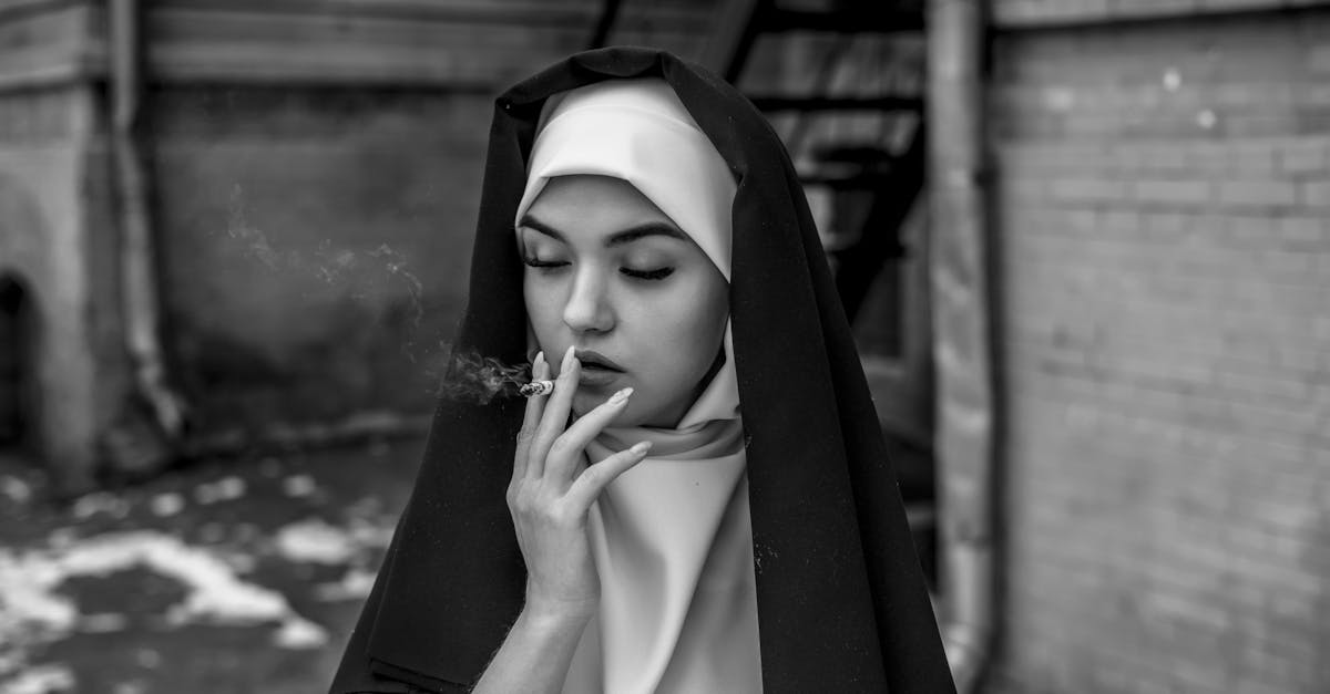 découvrez notre collection tendance d'habits pour tous les styles et toutes les occasions. trouvez la tenue parfaite qui allie confort et élégance, que ce soit pour le quotidien ou des événements spéciaux.