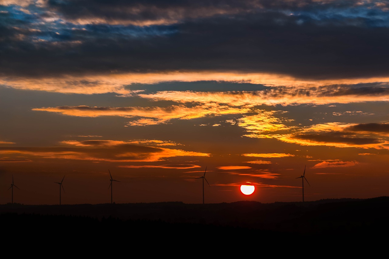 découvrez l'univers de l'énergie renouvelable : des solutions durables et innovantes pour un avenir plus vert, incluant l'énergie solaire, éolienne, hydraulique et bien plus, qui contribuent à la protection de notre planète.