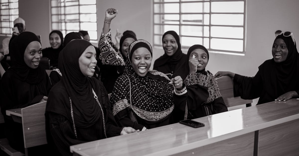 découvrez l'importance de l'éducation des jeunes et comment elle façonne leur avenir. explorez des méthodes innovantes, des ressources pédagogiques et des conseils pour soutenir le développement des compétences et la réussite des jeunes dans un monde en constante évolution.