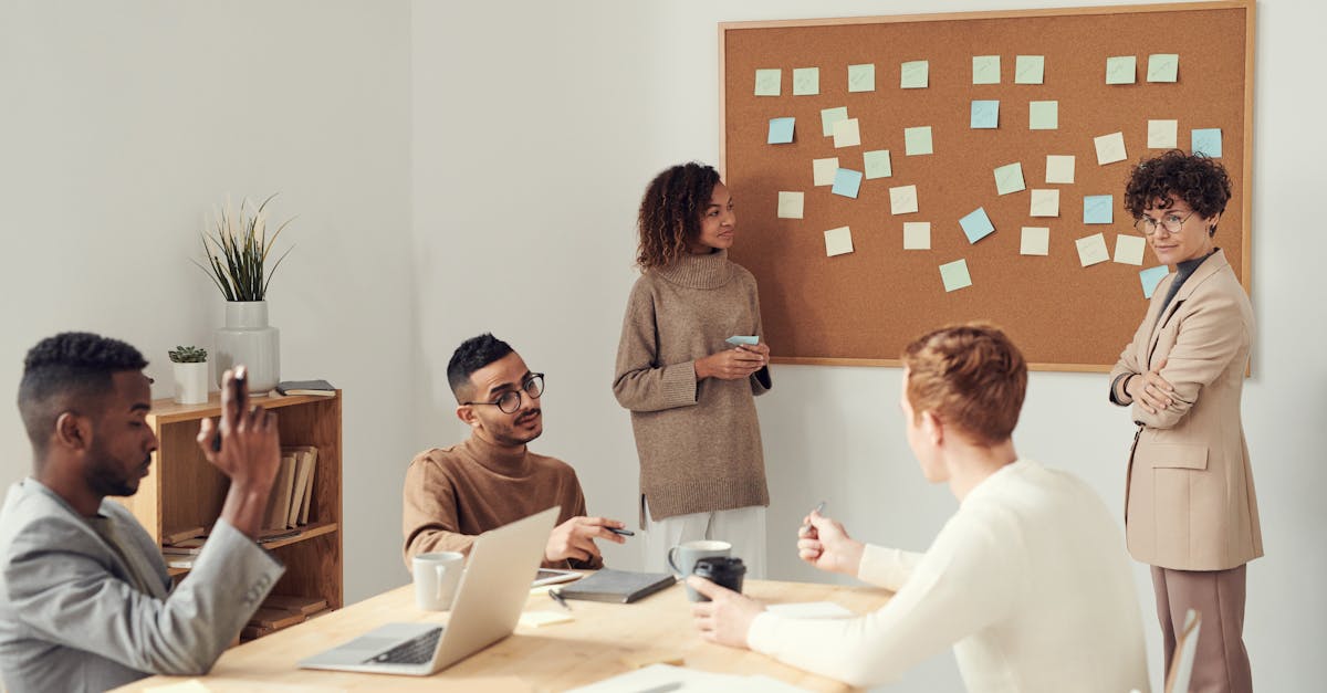 découvrez l'art de la collaboration : stratégies, outils et conseils pour optimiser le travail d'équipe et favoriser l'innovation collective. rejoignez-nous pour améliorer vos compétences en collaboration et atteindre vos objectifs communs.