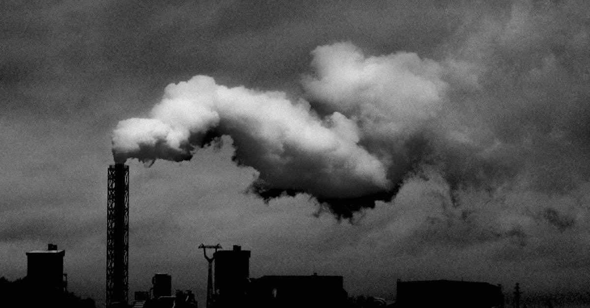 découvrez l'impact des combustibles fossiles sur l'environnement et l'économie. informez-vous sur les enjeux énergétiques, les alternatives durables et l'importance de la transition vers des sources d'énergie renouvelables.