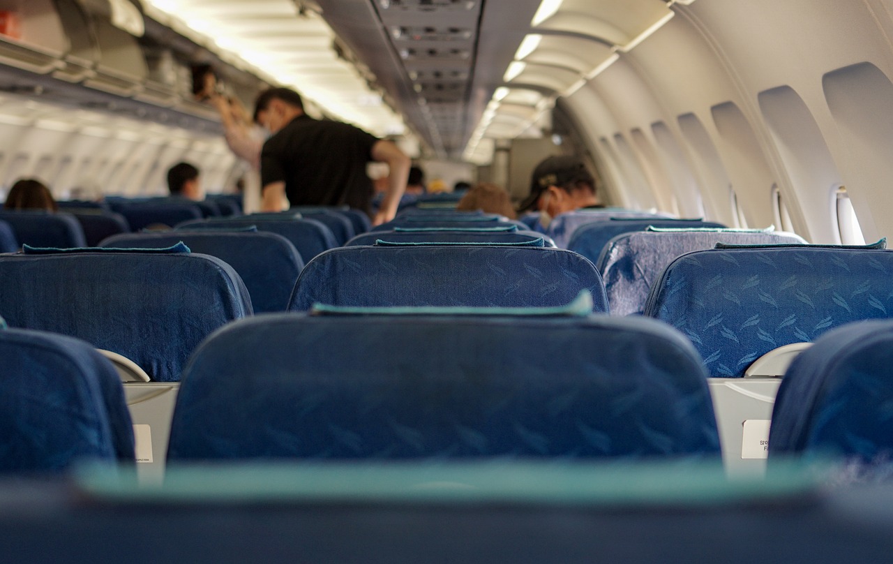 découvrez l'univers fascinant de l'aviation : actualités, histoire, innovations technologiques et tout ce qu'il faut savoir sur les avions et le transport aérien.