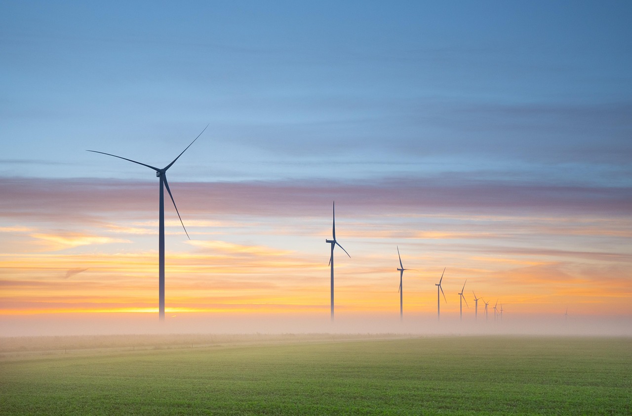 découvrez tout sur les énergies renouvelables : types, avantages, innovations et leur rôle essentiel dans la transition énergétique durable. informez-vous sur les solutions vertes pour un avenir propre.